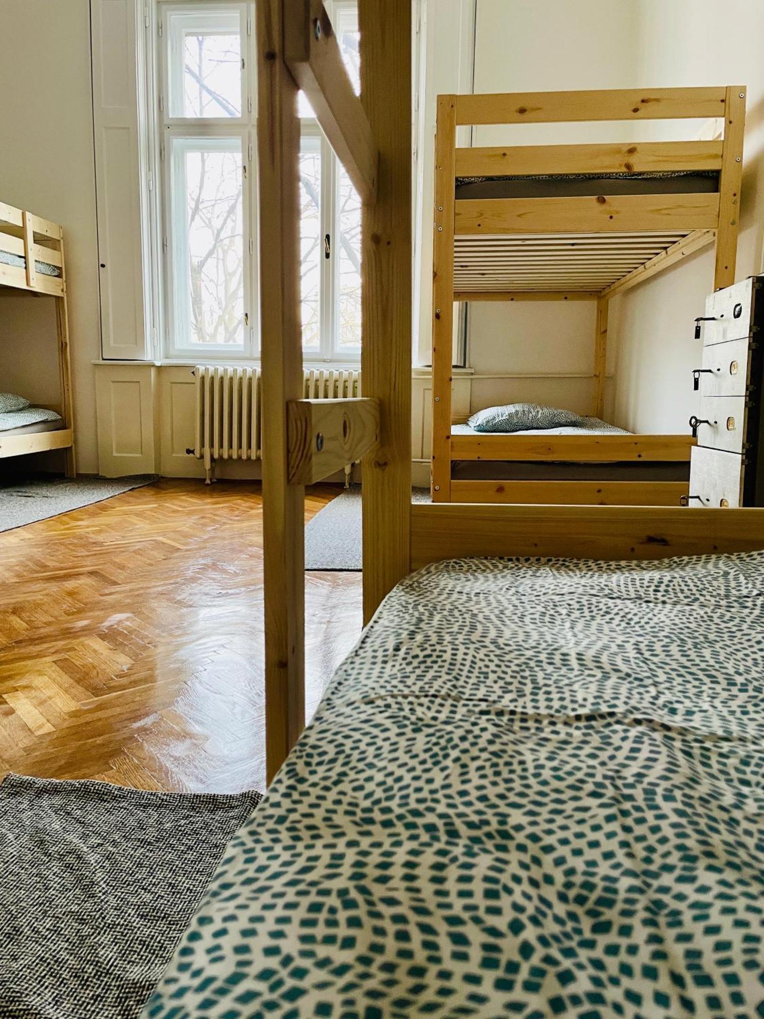 Hostel Green World Novi Sad Luaran gambar