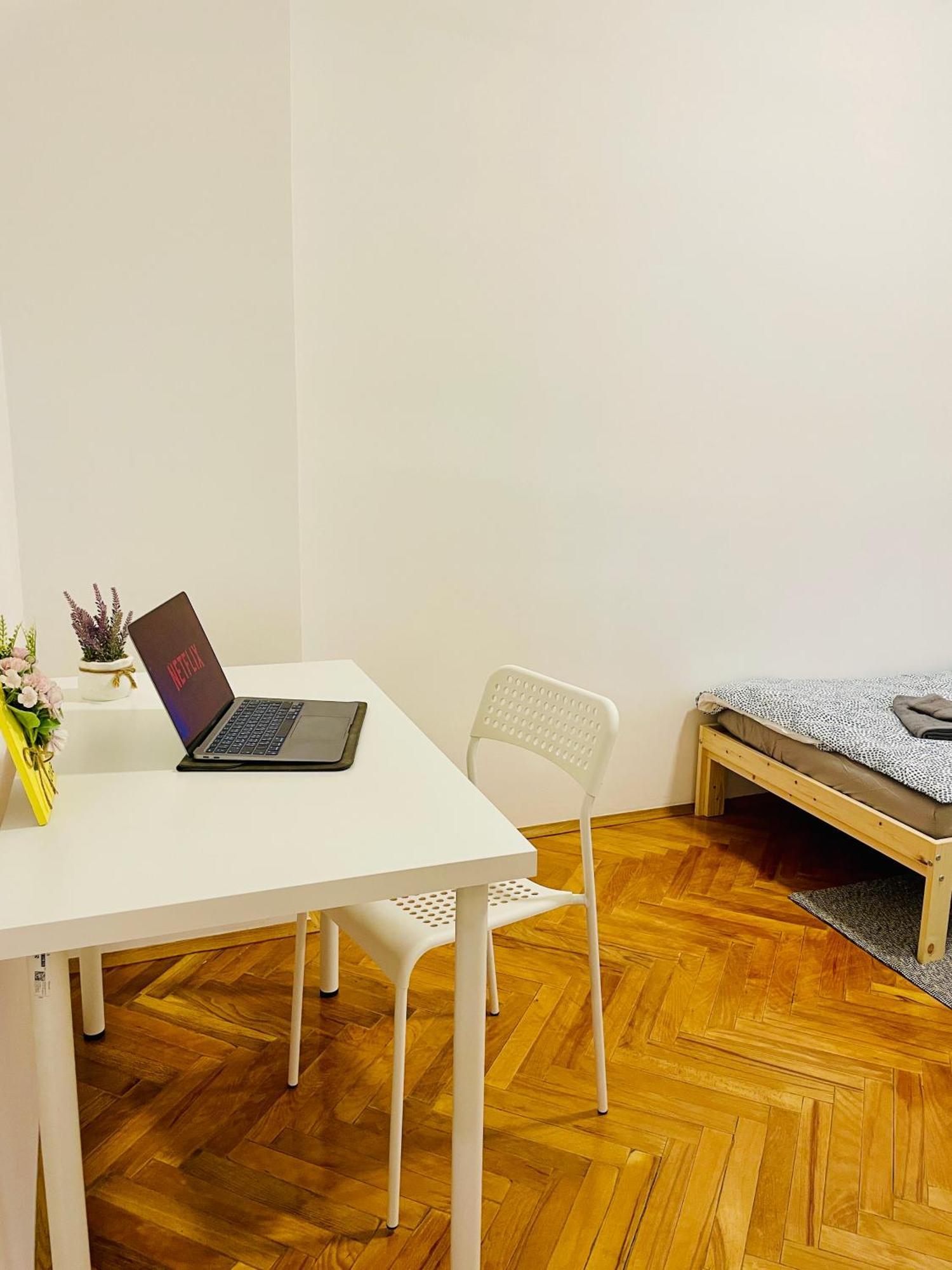 Hostel Green World Novi Sad Luaran gambar